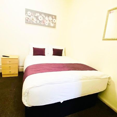 Beach Blackpool Hotel - Great Location, Comfortable Beds Exterior photo